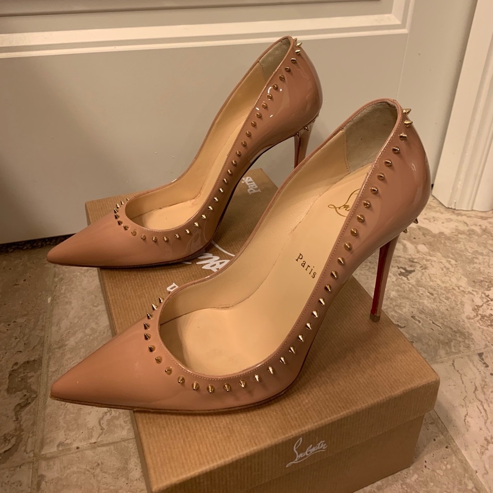 Louboutin, Anjalina nude pumps with spikes